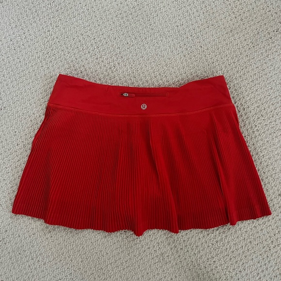 COPY - Lululemon Pleat to Street Mid-Rise Skirt, Sz. 8 - Picture 3 of 4